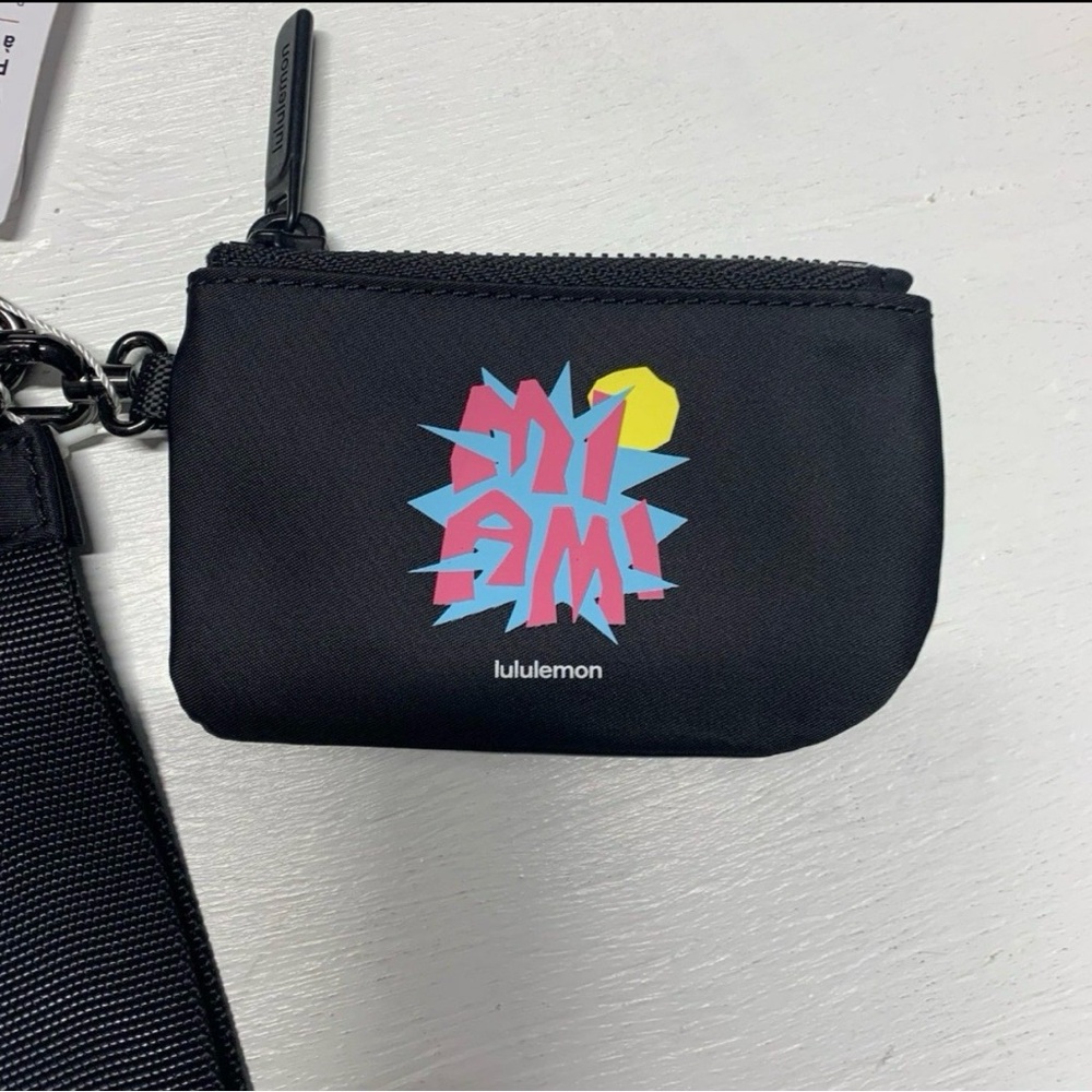 lululemon athletica Dual Black Mini Pouch Miami